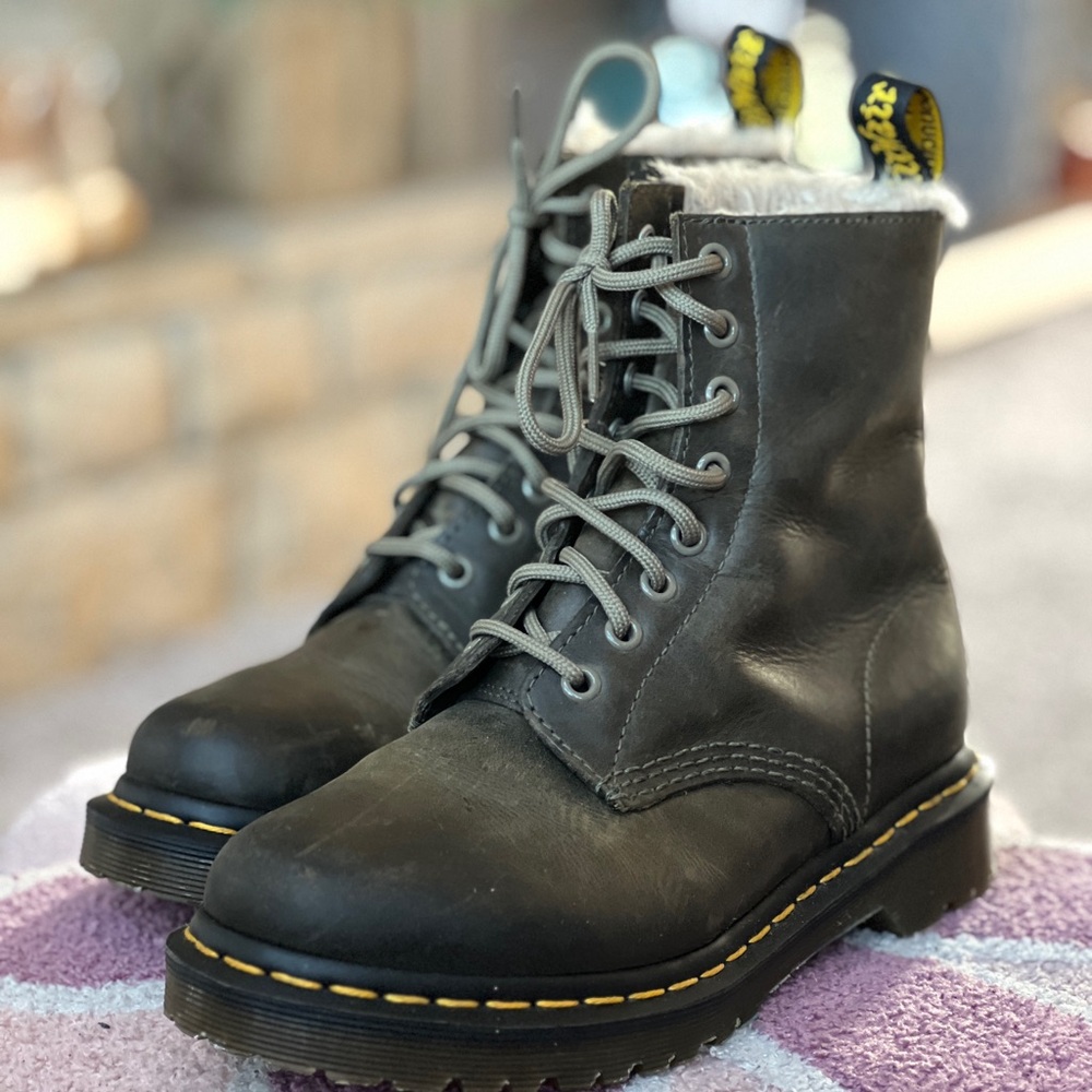Dr. Marten Serena Boot with faux fur lining